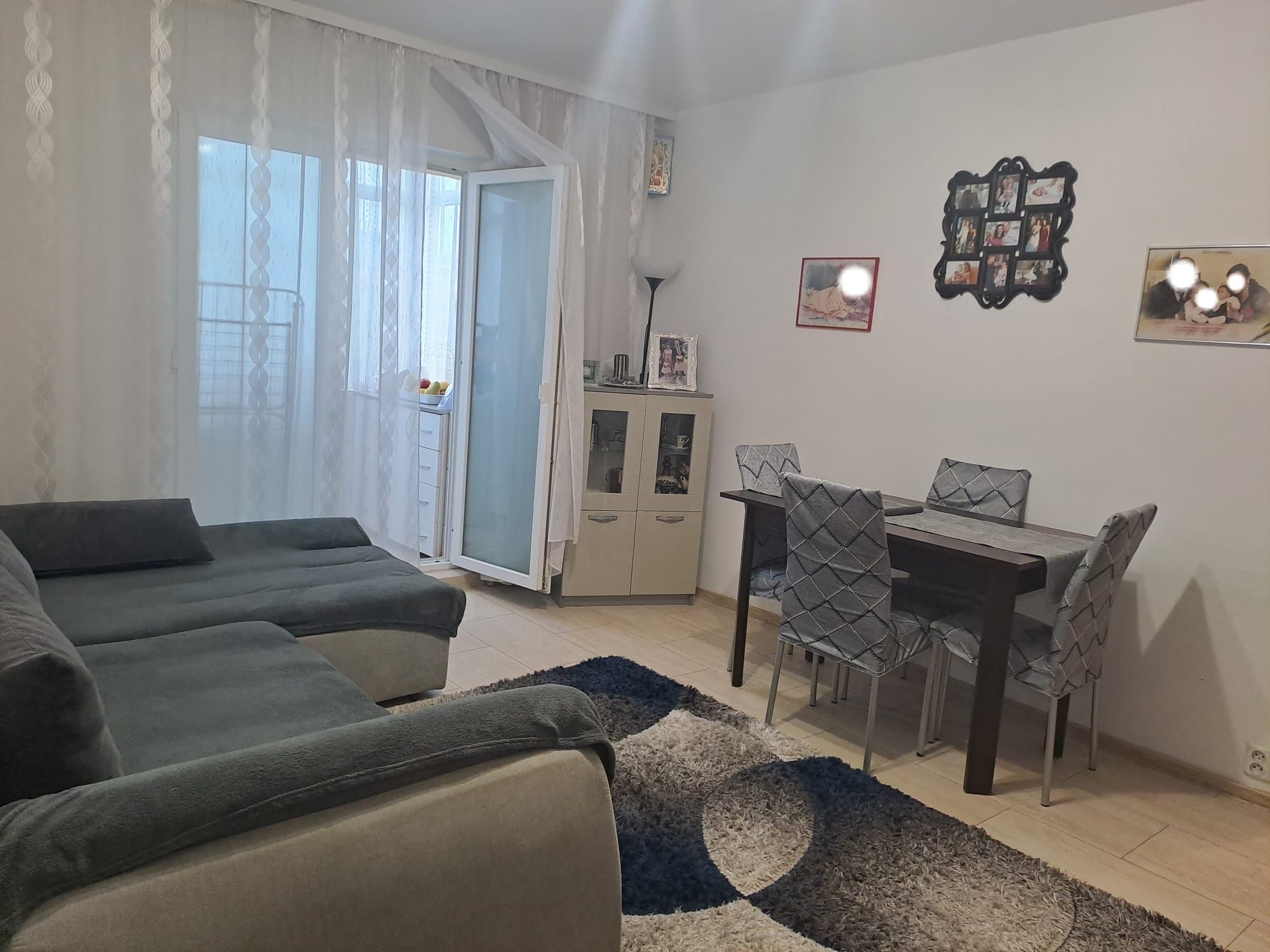 Persoană fizică, vând apartament 3 camere Baza 3,Silk District