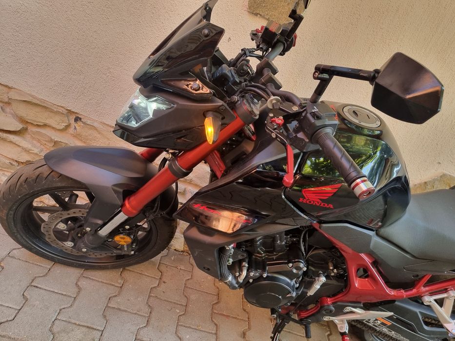 Honda Hornet 750 ABS 2024