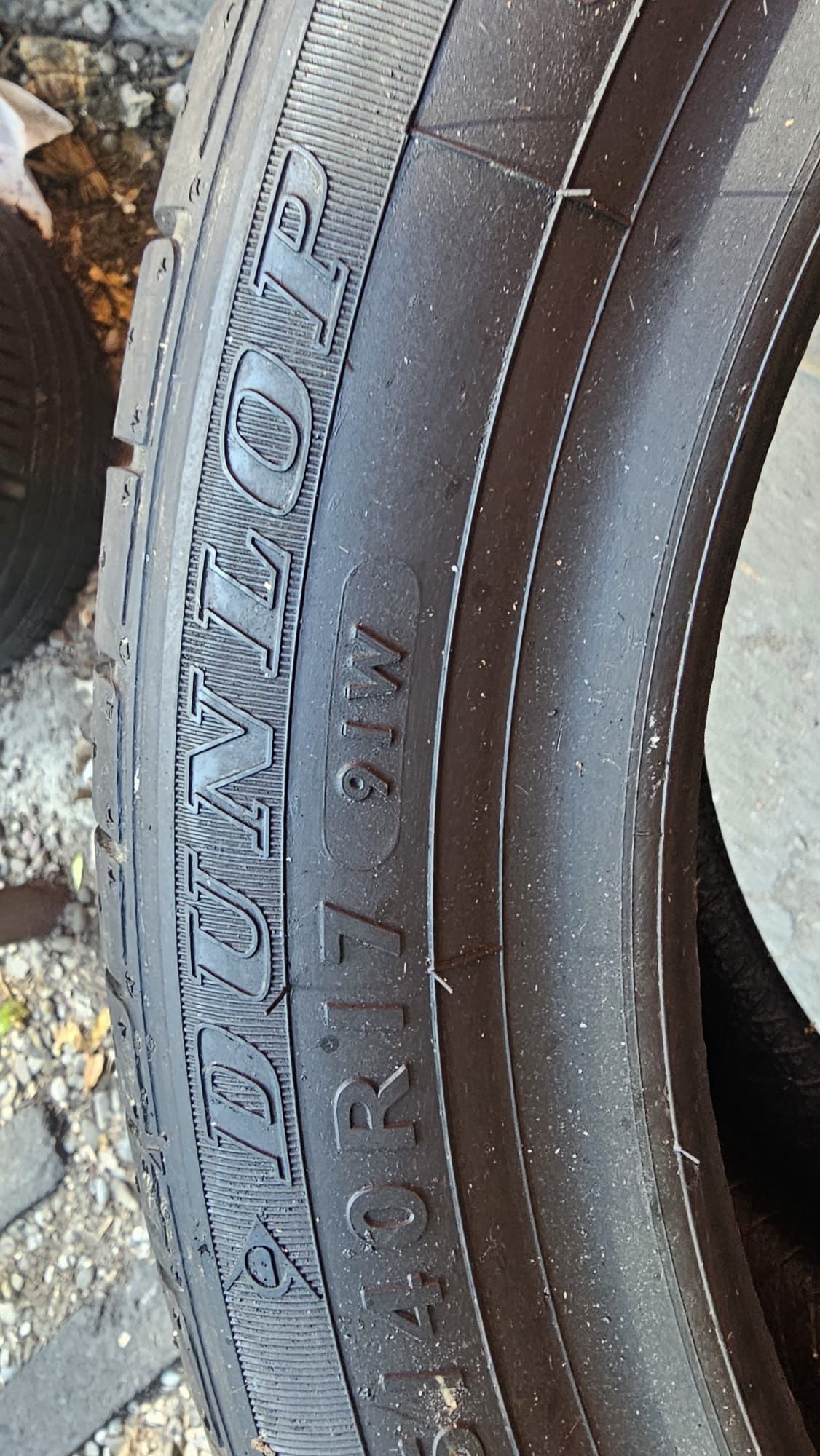 Anvelope Dunlop 245/40/17