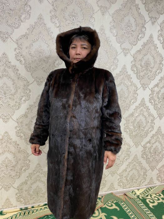 Продам норковую шубу