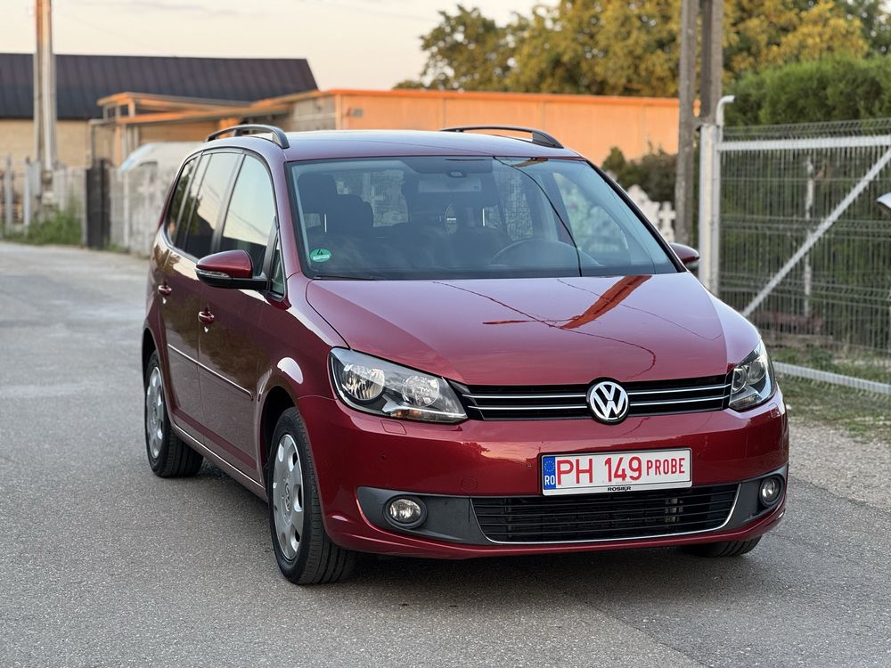 VW TOURAN 1,6 TDI / 7 locuri / 2011 / Euro 5 / Carlig / Posibil Rate