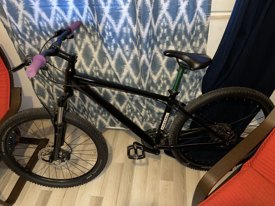 MTB Dirt Bike Giant cadru MEDIU (1.85M max) all black frane hidraulice