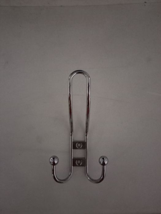 Продам новый вешалка