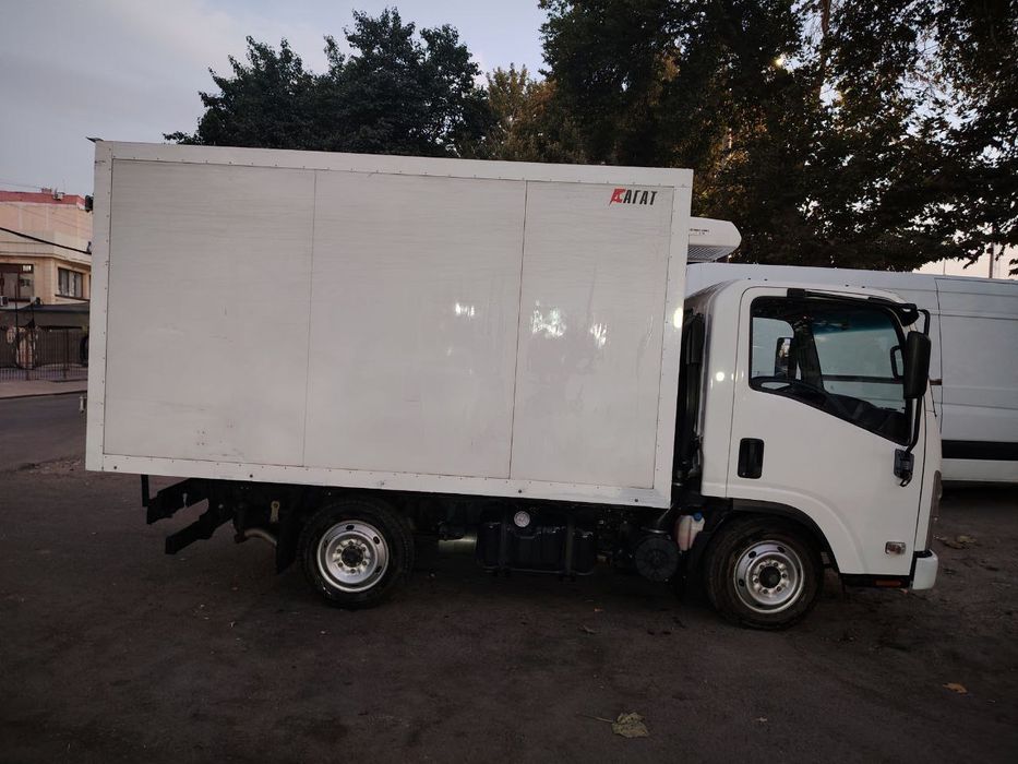 Срочно Сотилади 
ISUZU  FURGON 2008 йил 
Пробег 186 000км
Холати яхш