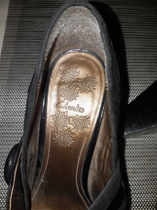 pantofi Clarks marimea 39