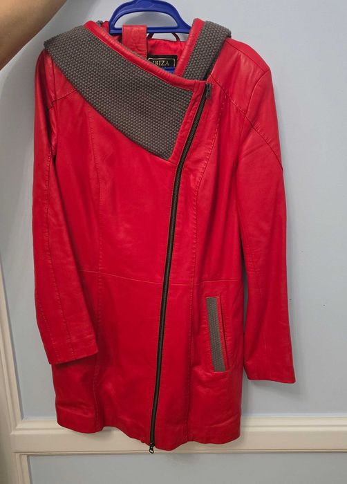 Легкая куртка на осень-зиму