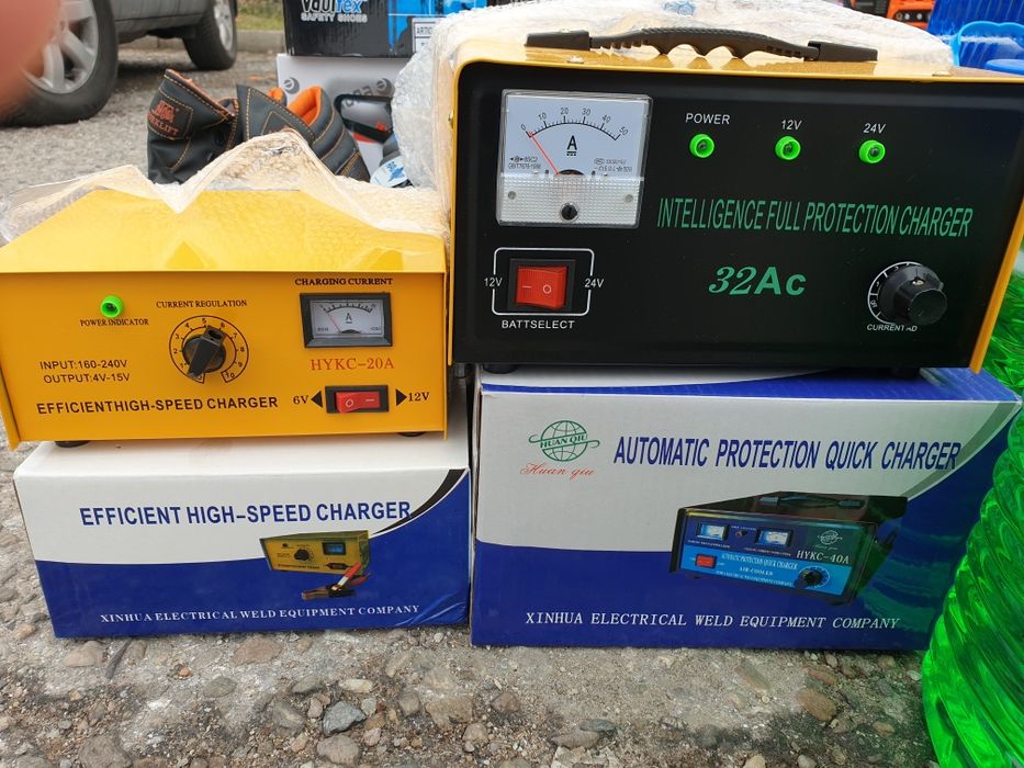 Компресор 12 v ,зарядно за акумулатор