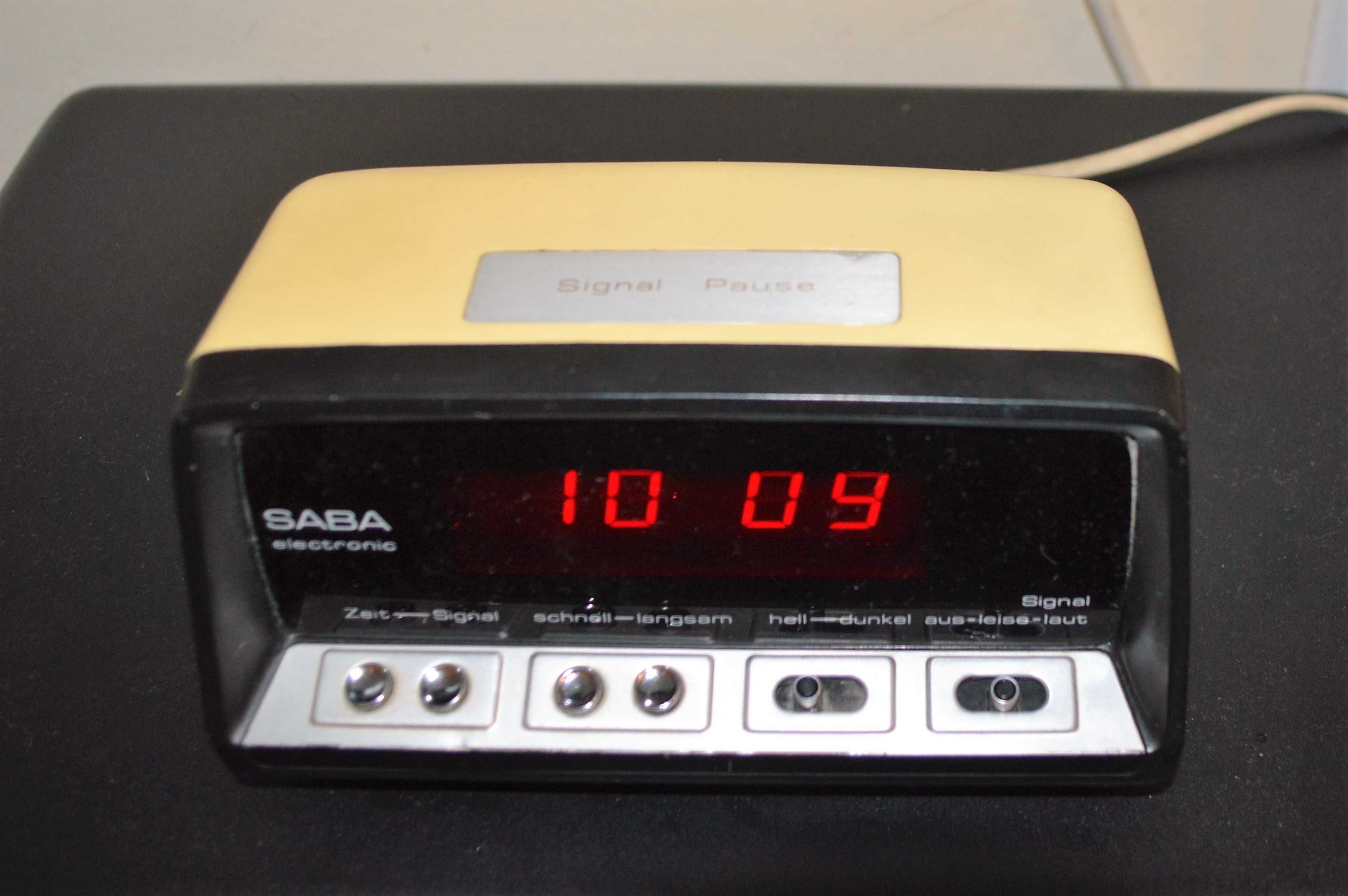 SABA electronic електронен часовник будилник