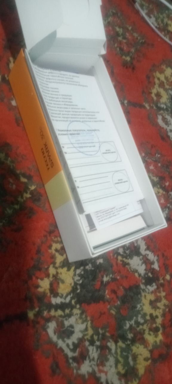 Tehno spark 30G  256GB