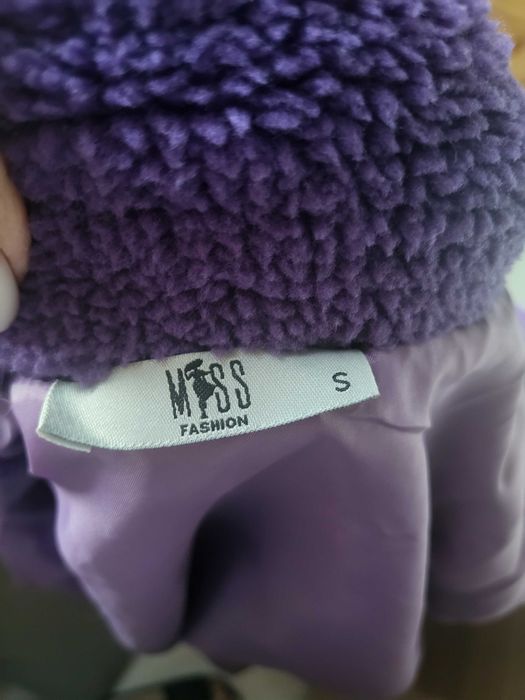 Palton de pluș cu 4 nasturi