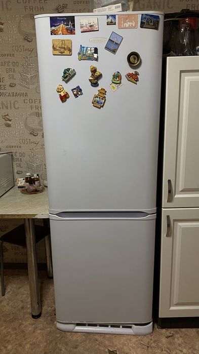 Холодильник б/у бирюса