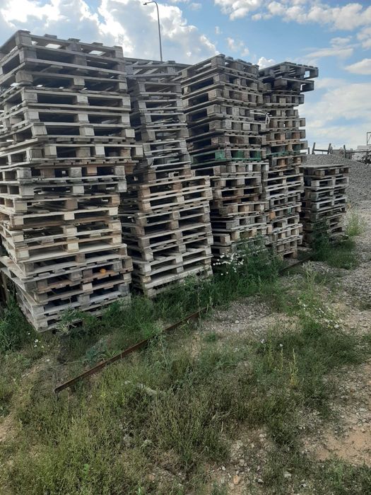 Продам поддоны б/у.