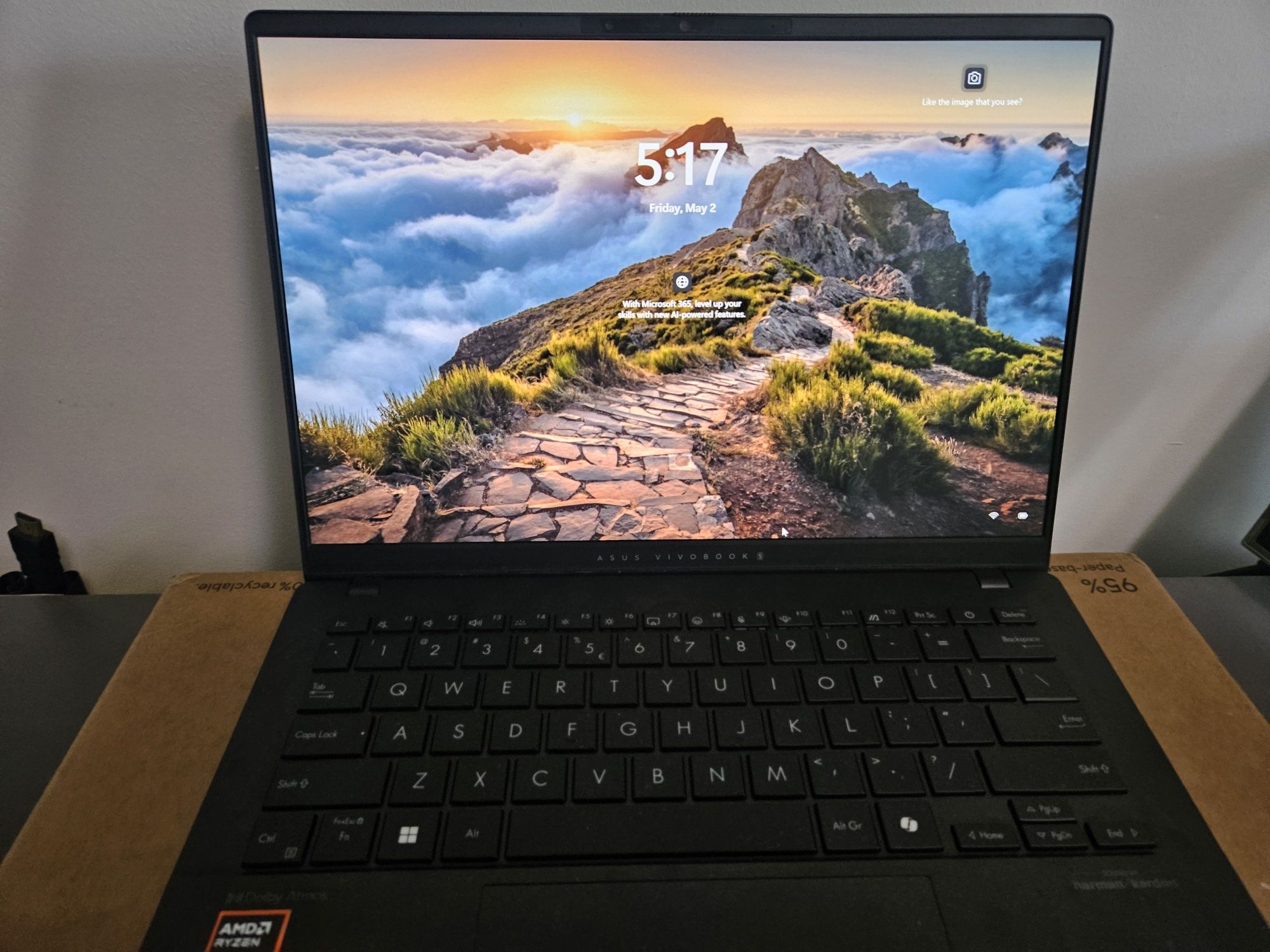 Vivobook s14,OLED 3K 120HZ RYZEN 9 8945HS