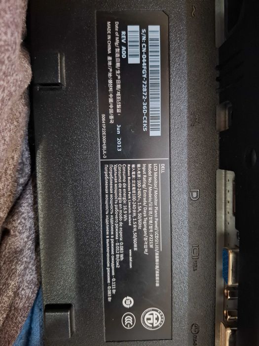 Монитор Dell P2213f