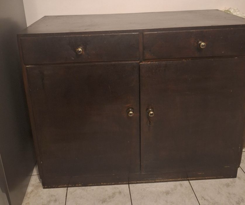 Шкаф/скрин от дърво