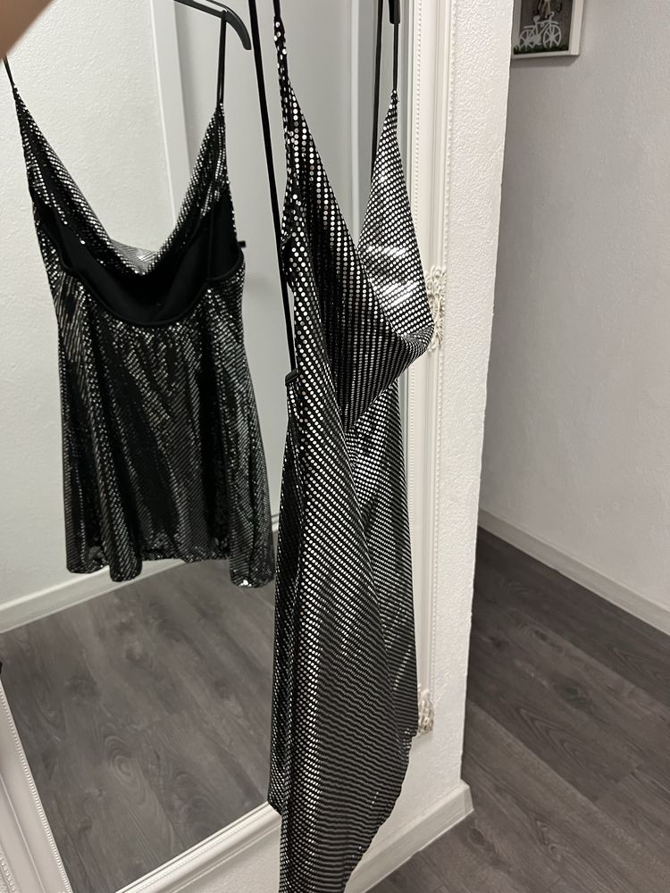 Сребриста рокля по модел Zara