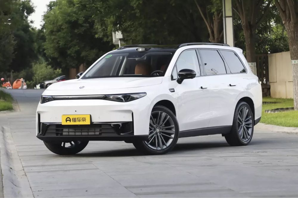 Leapmotor C16 EV 3 позиция электро 2024