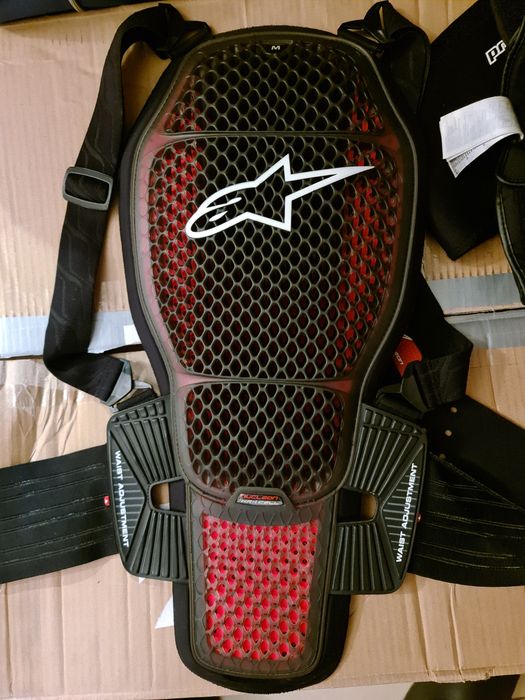Protectie moto spate Alpinestars Nucleon M ca noua. Armura moto enduro