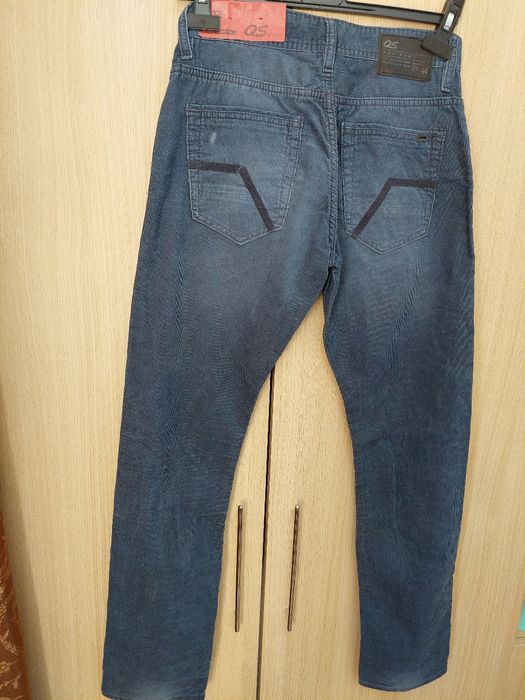 Pantaloni S Oliver  catifea noi