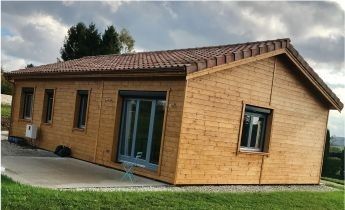 Vand cabane din lemn oferta pentru detalii si oferte contactatine