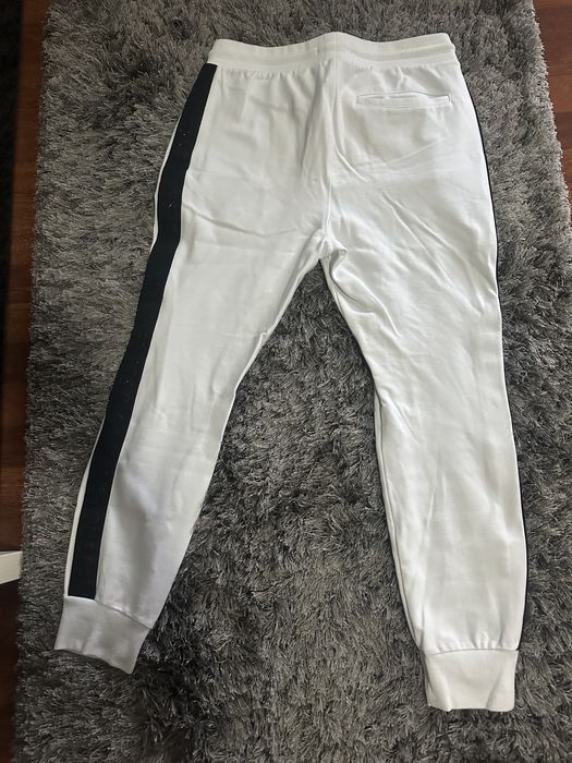 Vand Pantaloni Guess Nou cu eticheta