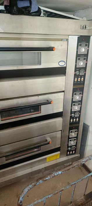 Буханка Печ колиблари билан