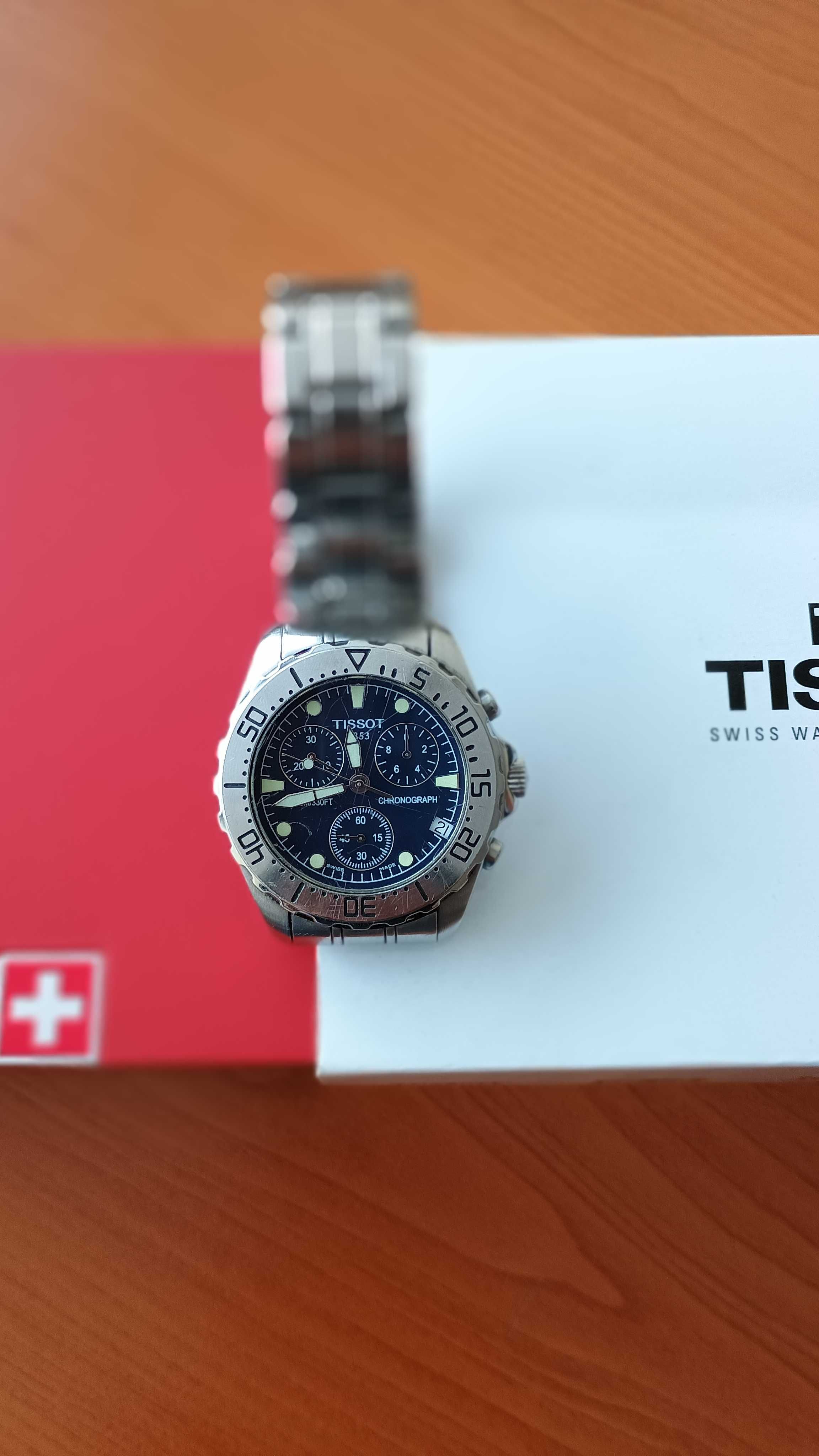 TISSOT Chronograph с Документация и кутия. Отличен екземпляр.