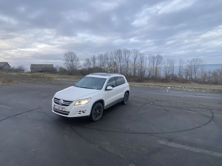 Vand tiguan 2.0 diesel sau schimb
