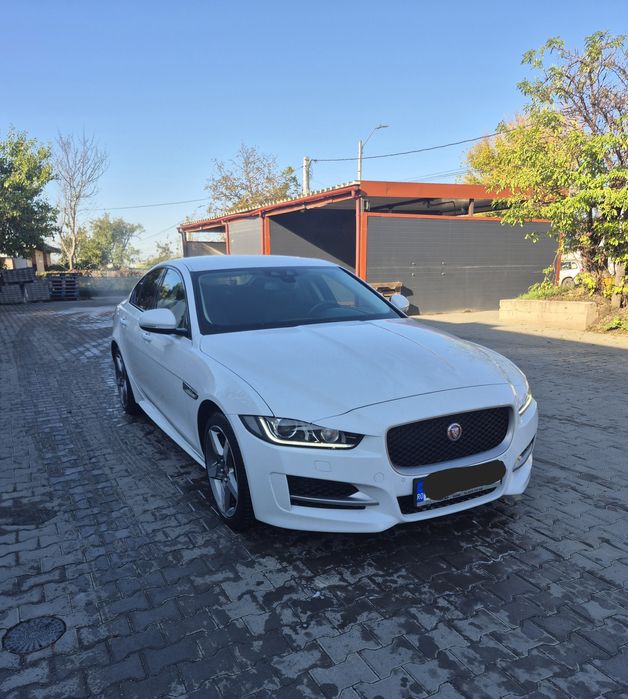 Jaguar XE Pachet R Sport 4x4 Automat