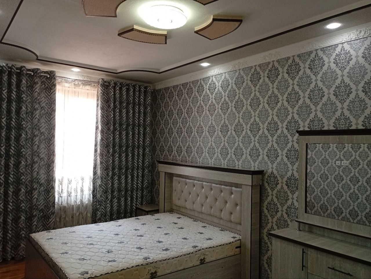 Продаётся Квартира в центре города Андижана