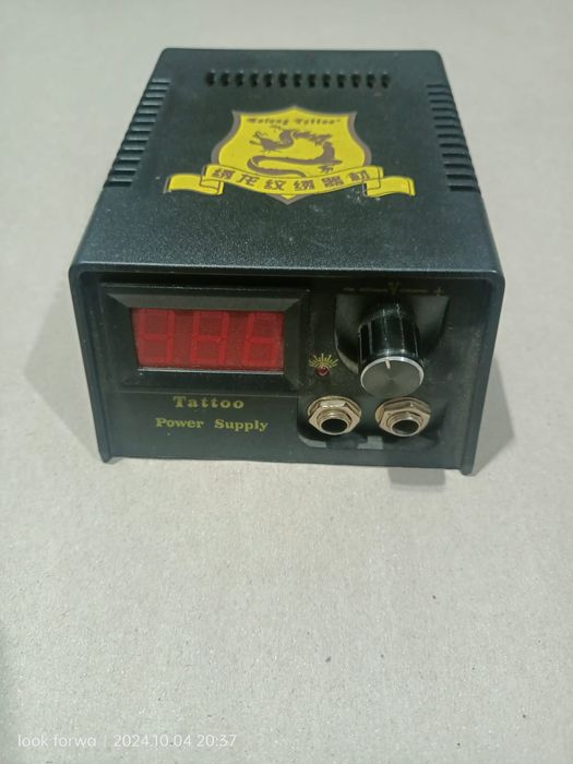 Aparat de tatuaj cu bobină