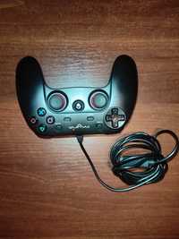 Controller de gaming de la Myria compatibil PC și PS3