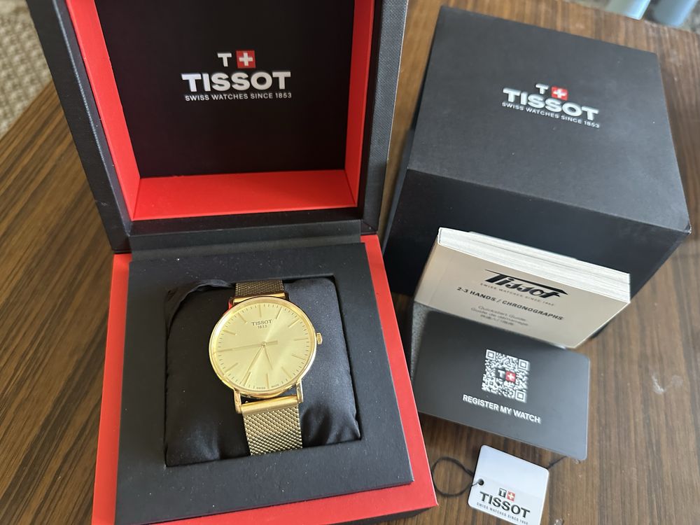 Унисекс часовник Tissot -400 лв