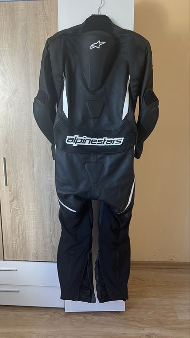 Цял екип Alpinestars Orbiter