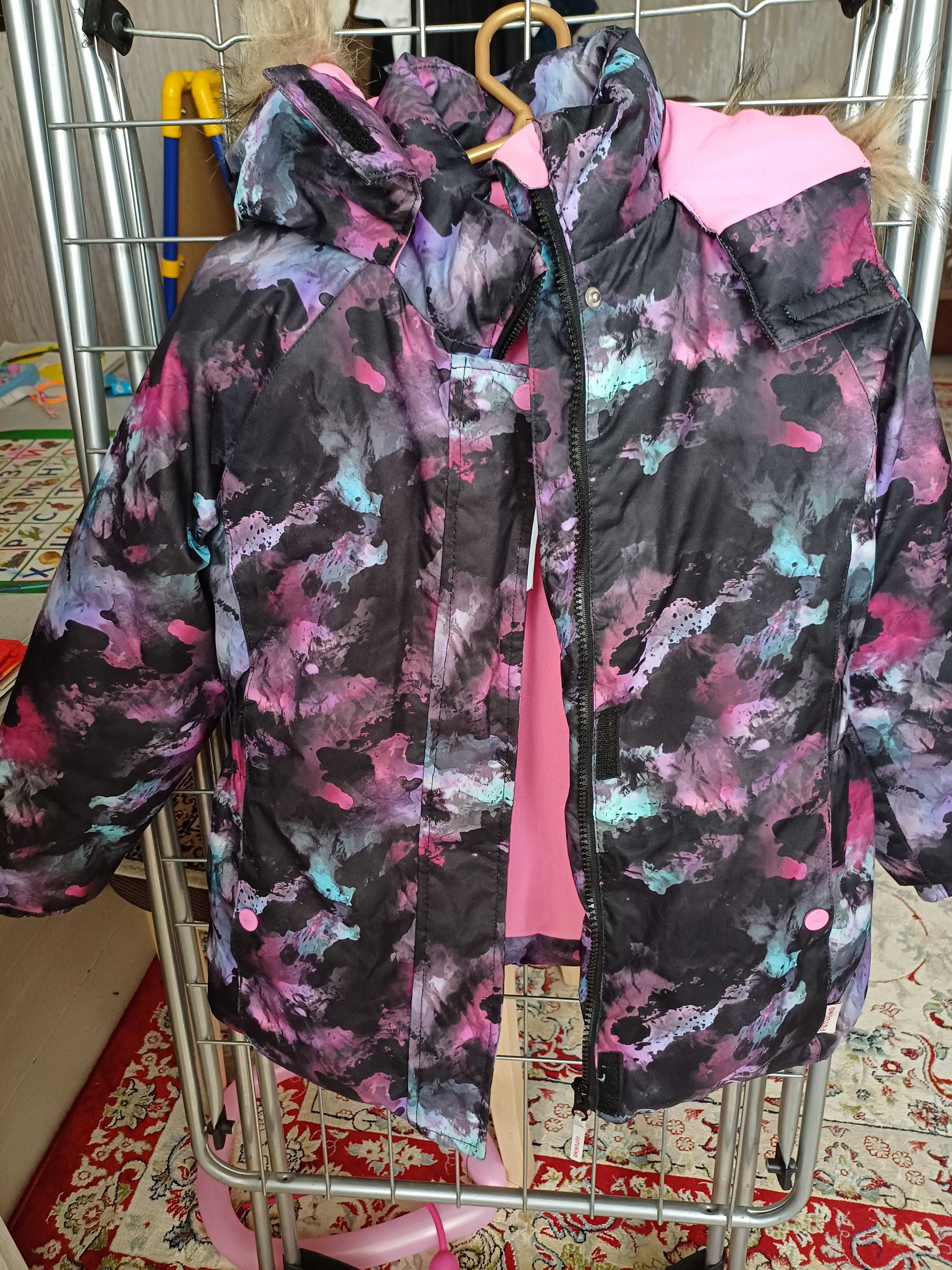 Продам детскую куртку для девочки, зимний.