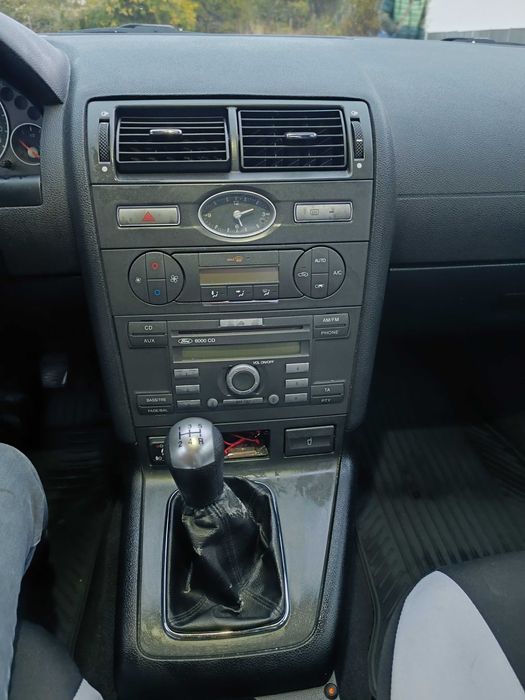 Форд Мондео мк3 Ford Mondeo газ/бензин 1.8к.  125к.с.