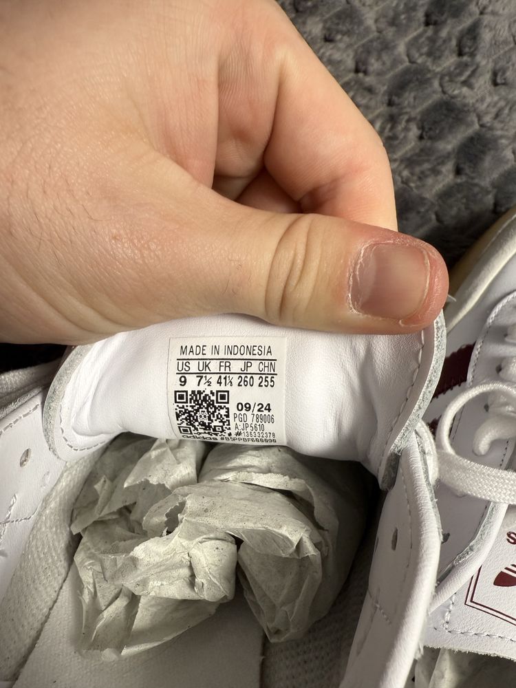 Adidas Samba.