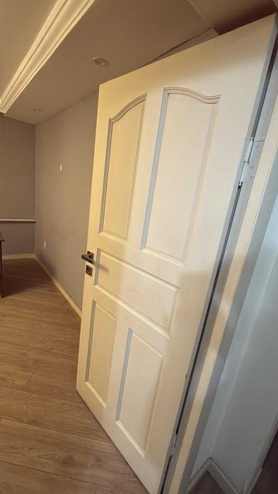 Продам двери в хорошем состоянии