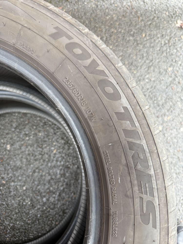 4 anvelope Toyo 235/60/18 vara DOT 4422