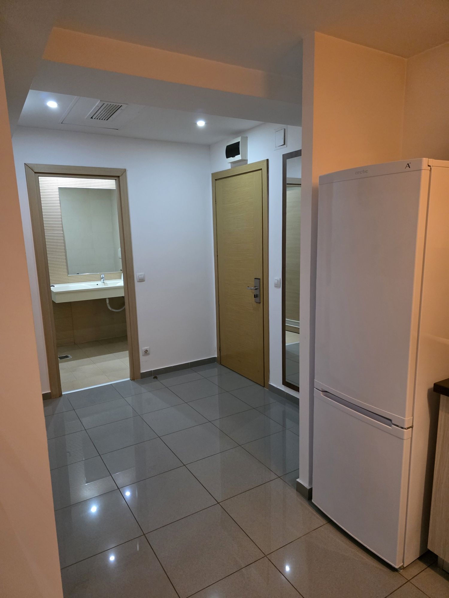 Regim Hotelier Non-stop Rin Grand