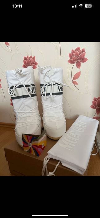 Moon Boots new full box 35/38
