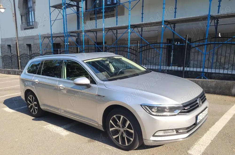 Volkswagen Passat De vanzare Volkswagen Passat Variant 2.0 TDI DSG 4Motion - Negociabil