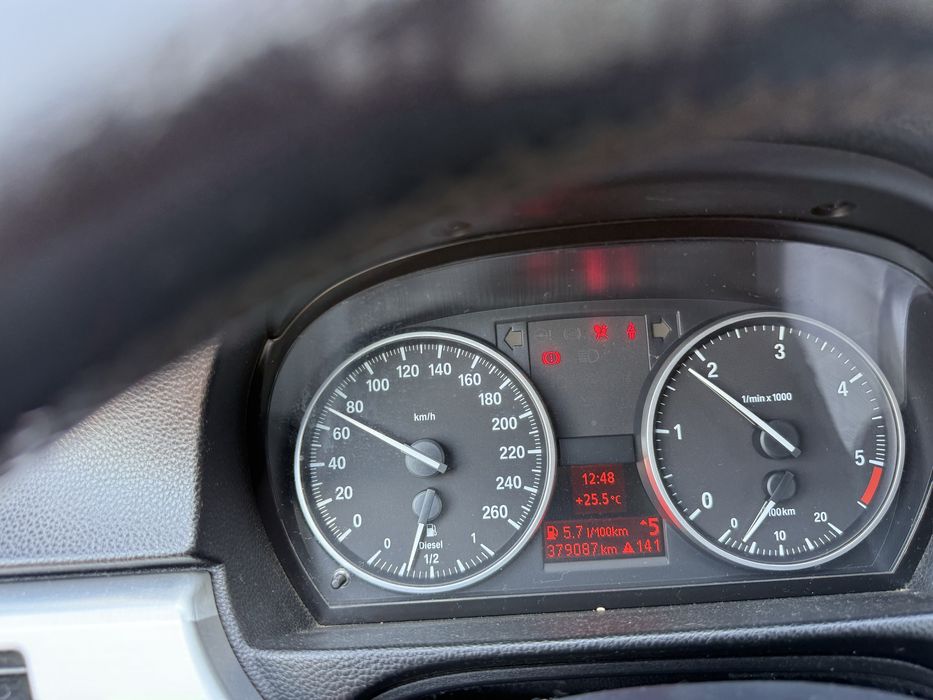 Bmw e90 lci, facelift 184 cp, an 2010,