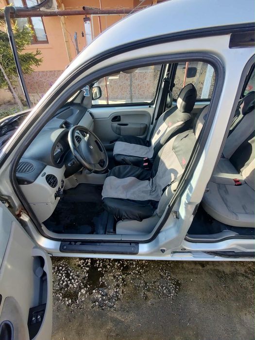 Рено Канго Лек Автомобил