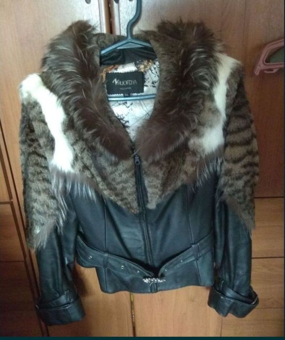 Продам кожаную куртку весна/осень