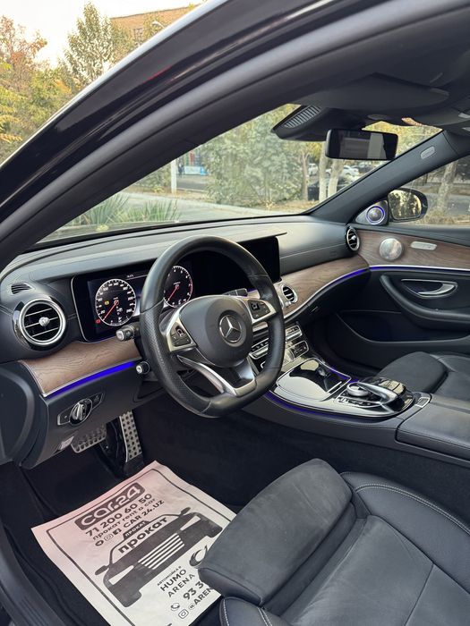 Mercedes w 213 E200