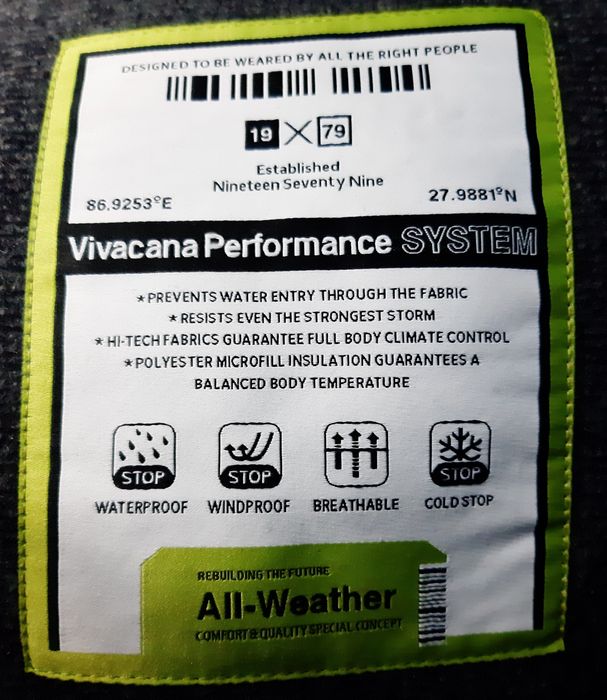 Зимнее польто с капющоном 48 раз.