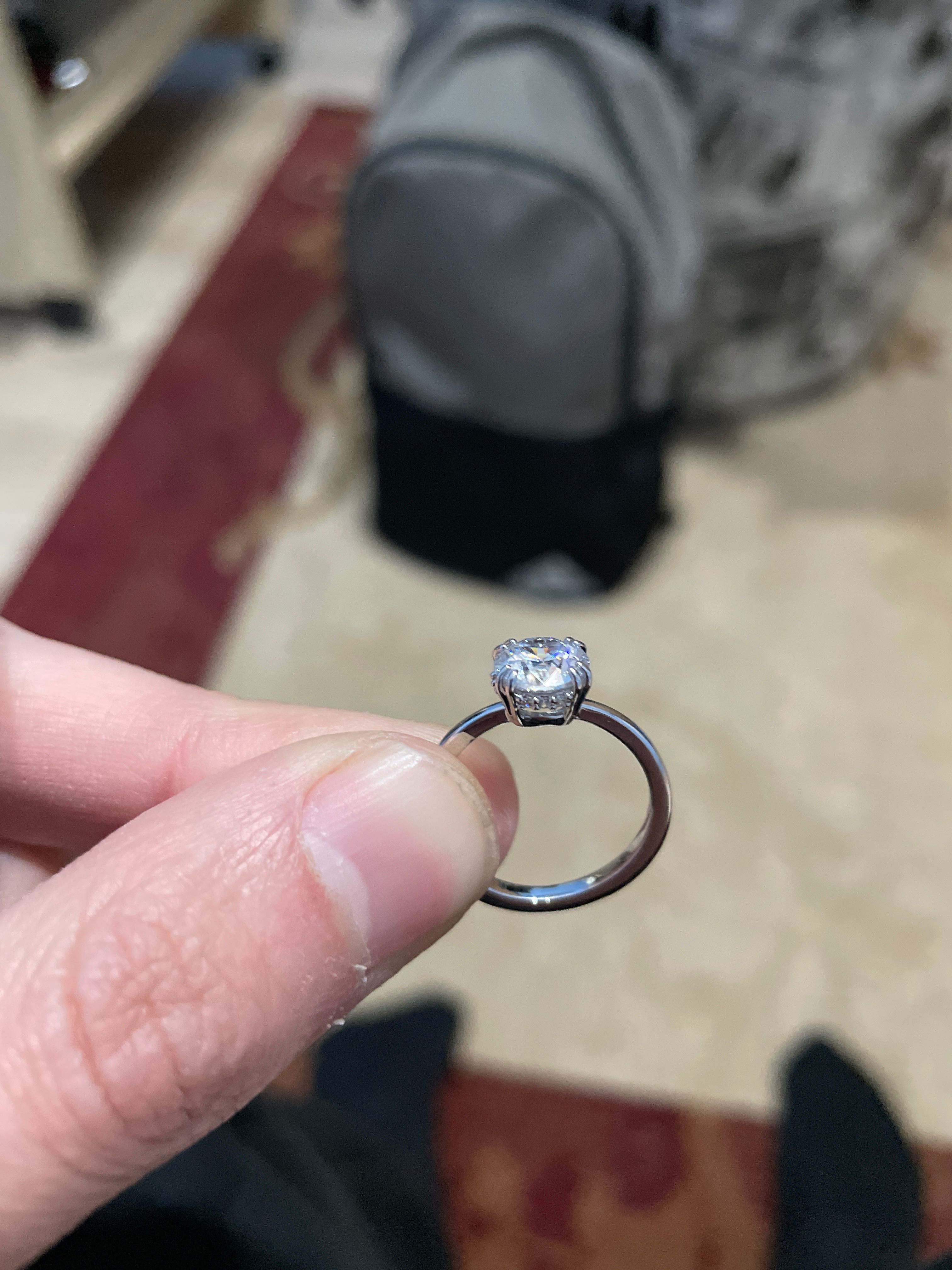 Пръстен Swarovski размер 52