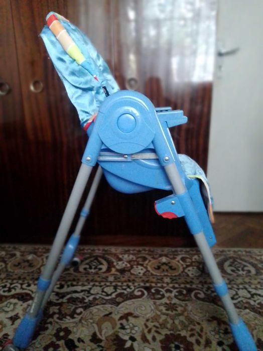 Столче за хранене. марка bertoni.