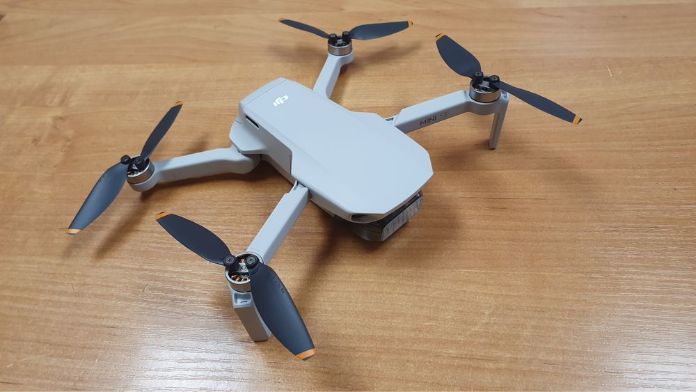 Продам дрон DJI MINI 2